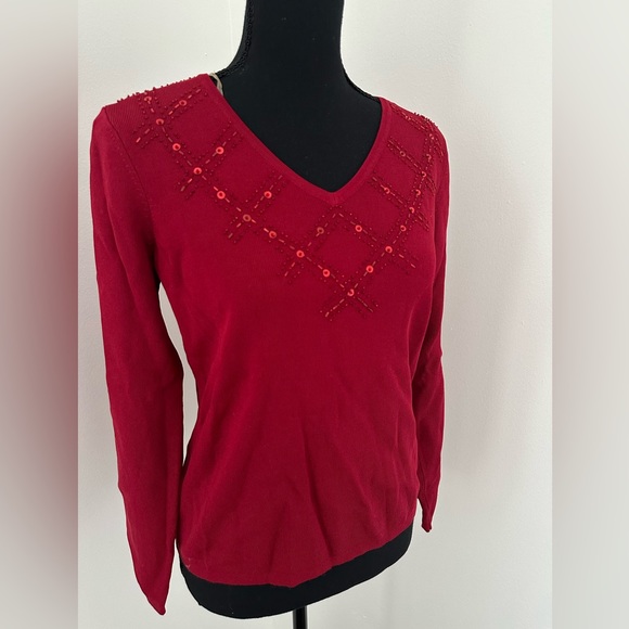 Red Ribbed V-Neck Top - Picture 2 of 4